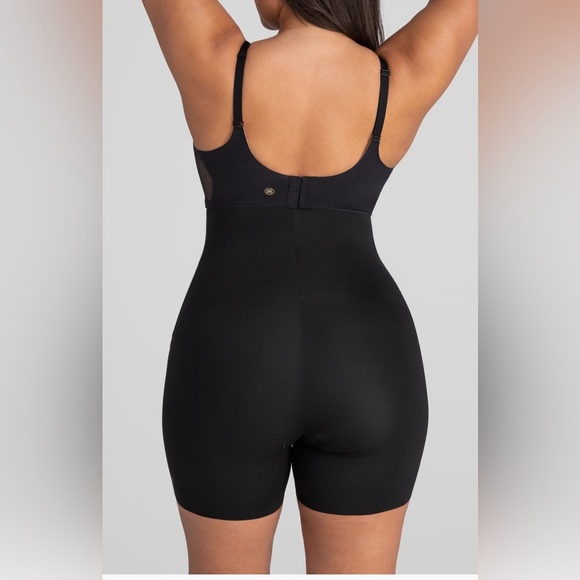 HoneyLove black Shorts Size 1X - Picture 3 of 11